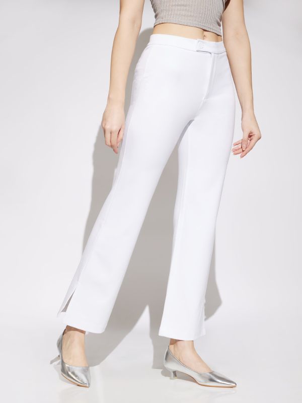 Globus Women White Solid Mid Rise Straight Fit Stretchable Trousers