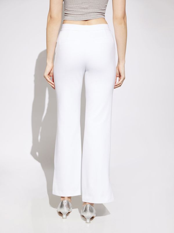 Globus Women White Solid Mid Rise Straight Fit Stretchable Trousers