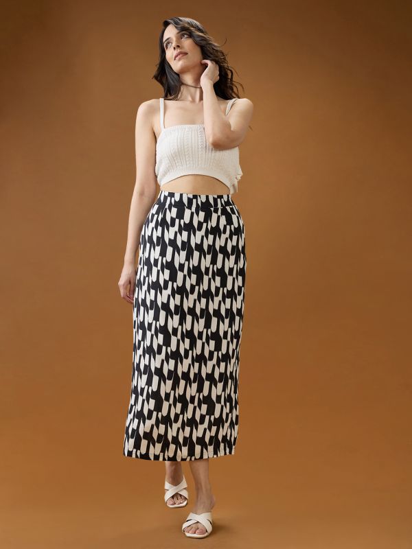 Globus Women Black & White Abstract Mid-Rise Back Slit Straight Midi Skirt