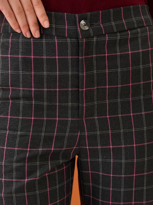 Globus Women Black Checkered Mid-Rise Elasticated Back Straight Fit Formal Trousers
