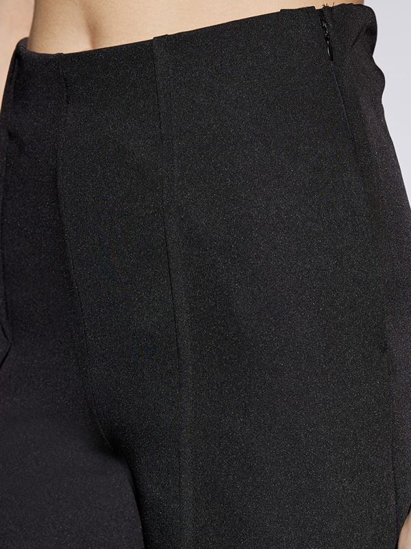 Globus Women Black Solid Mid Rise Stretchable Wide Leg Cropped Formal Trousers