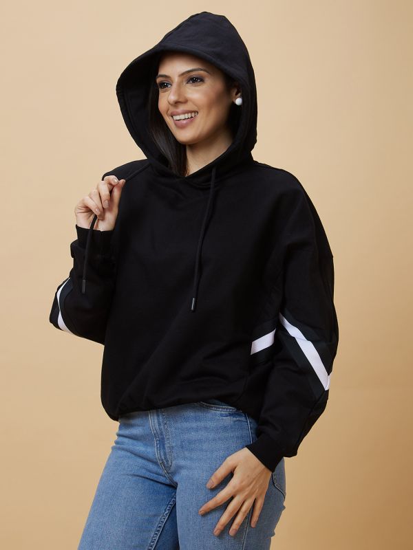 Globus Women Black Casual Hooded Drop Shoulder Full Sleeve Sweatshirt