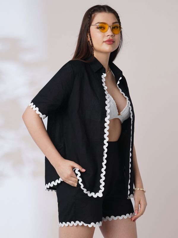Globus Women Black Collared Neck Lace Detailing Oversized Shirt With Shorts Co-Ords Set