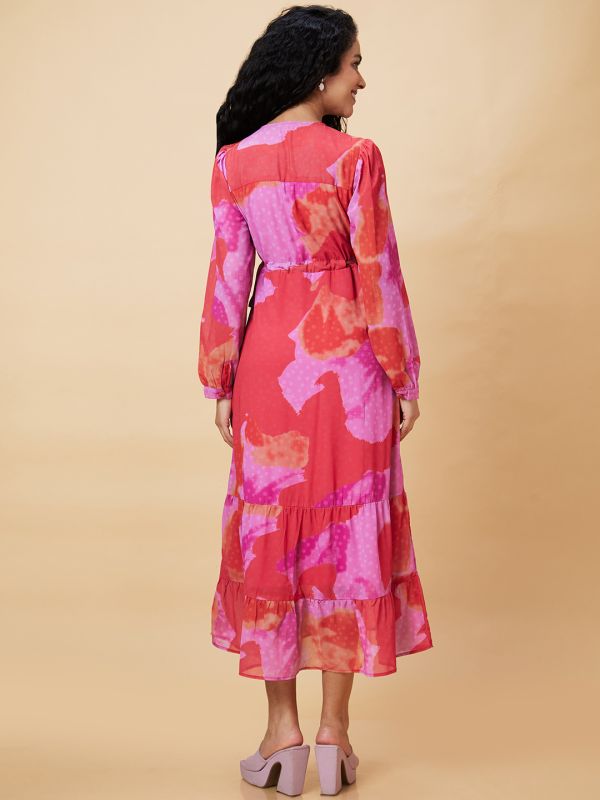 Globus Women Pink Abstract Print V-Neck Casual Tie-Up Fit And Flare Tiered Maxi Dress