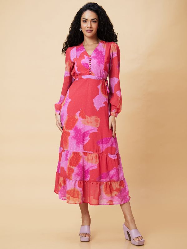 Globus Women Pink Abstract Print V-Neck Casual Tie-Up Fit And Flare Tiered Maxi Dress