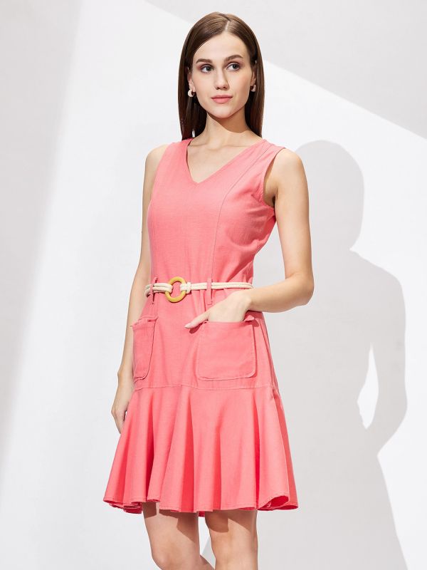 Globus Women Coral V-Neck Utility Pockets Flared Hem Belted A-Line Dress