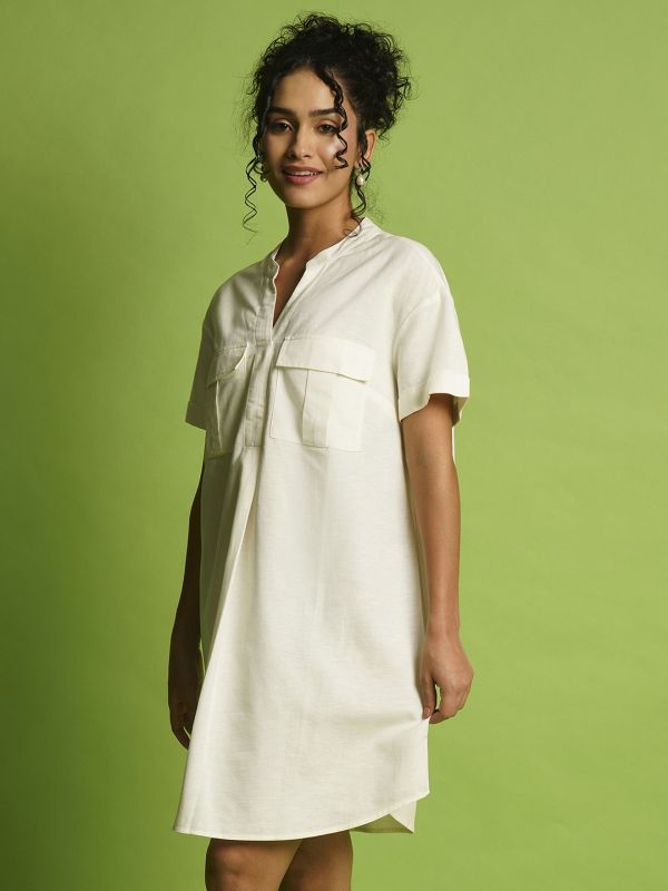 Globus Women Ivory Mandarin Collar With V-Cut Safari Pockets Shirt Style Dress