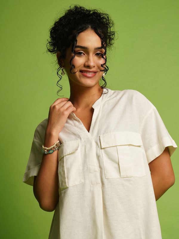 Globus Women Ivory Mandarin Collar With V-Cut Safari Pockets Shirt Style Dress
