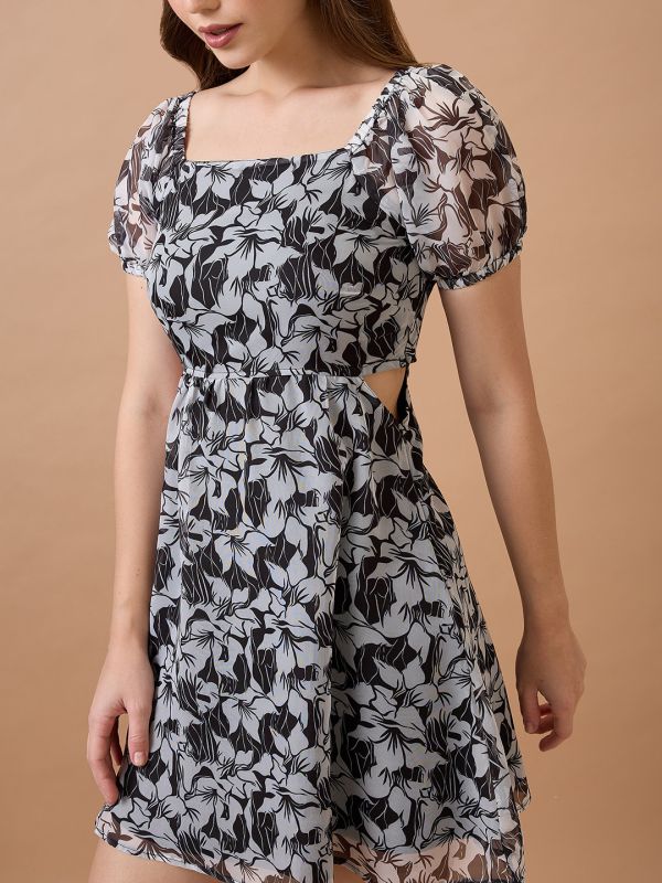 Globus Women Black Floral Printed Square Neck Puff Sleeves Waist Cut-Out Mini Fit & Flare Dress