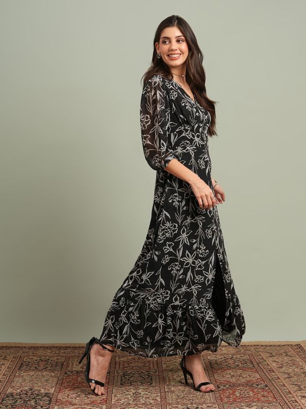 Globus Women Black V-Neck Puff Sleeves Floral Print Front Slit Smocked Fit & Flare Maxi Resort Dress