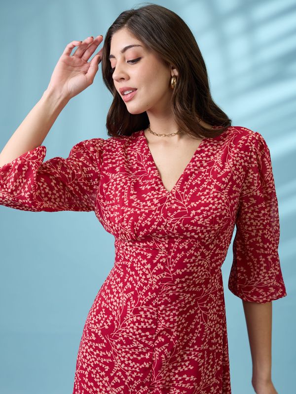 Globus Women Pink Tropical Printed V-Neck Neck Puff Sleeves Front Slit Tiered Fit & Flare Maxi Dress