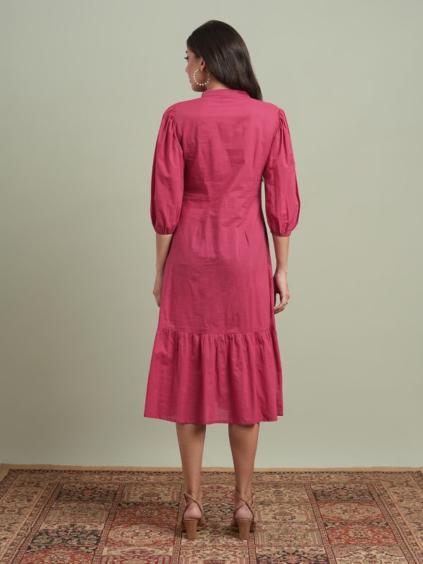 Globus Women Pink Round Neck Puff Sleeves Floral Embroidered Tiered Flared Hem Midi A-Line Dress