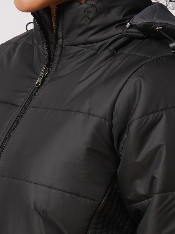 Globus Women Black Mock Neck Front Zip Closure Reversible Winter Wear Puffer Jacket With Detachable Hoodie
