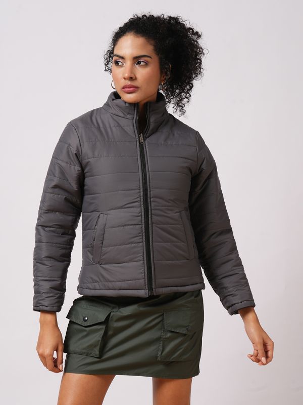 Globus Women Black Mock Neck Front Zip Closure Reversible Winter Wear Puffer Jacket With Detachable Hoodie