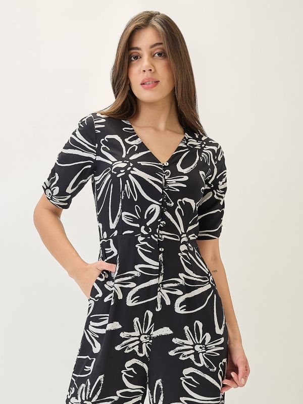 Globus Women Black V-Neck Ruched Sleeves Floral Print Longline Jumpsuit
