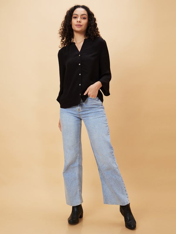 Globus Women Black Solid Mandarin Collar Casual Top