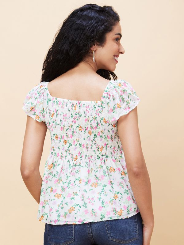 Globus Women Off White Floral Print Ruched Sweetheart Neck Smocking Casual Top