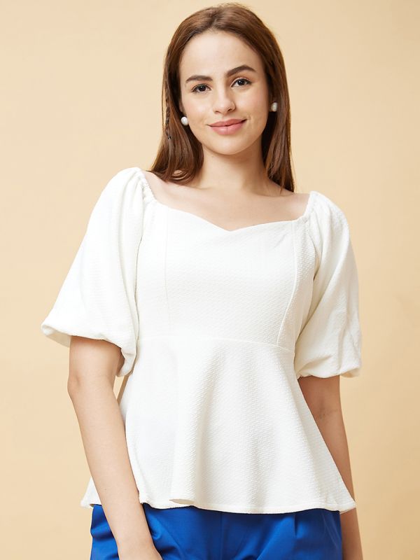 Globus Women White Sweetheart Neck Puff Sleeves Peplum Top