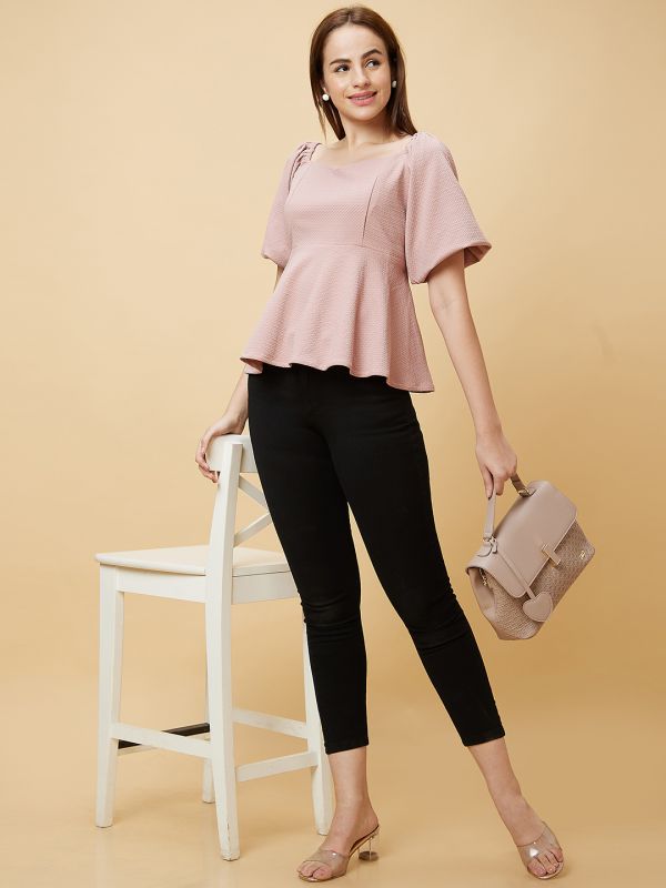Globus Women Pink Sweetheart Neck Puff Sleeves Peplum Top