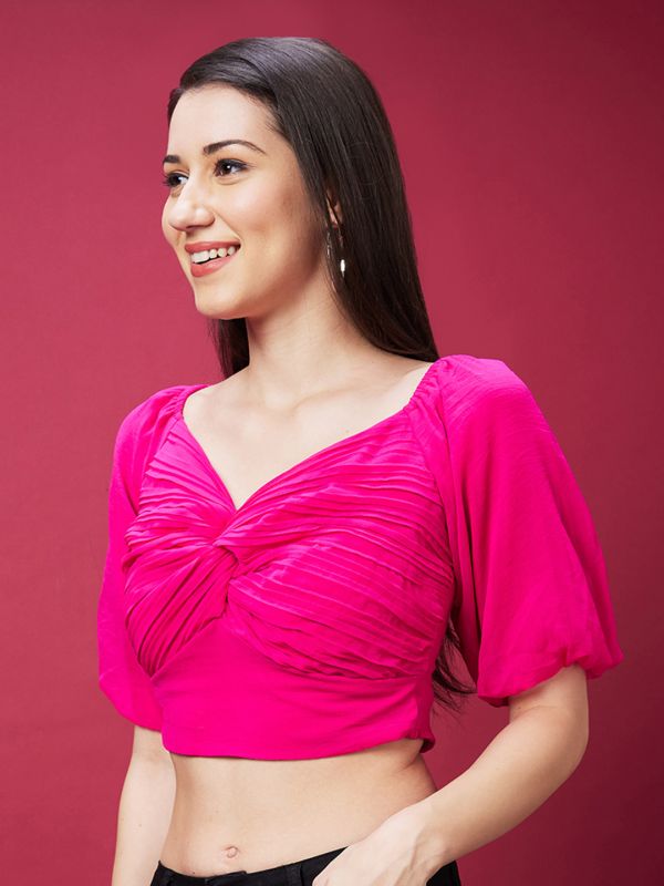 Globus Women Pink Solid Sweetheart Neck Twisted Crop Top