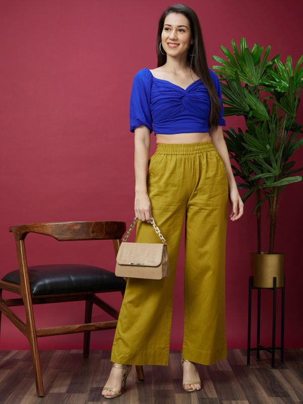 Globus Women Royal Blue Solid Sweetheart Neck Twisted Crop Top