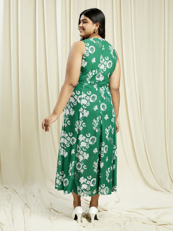 Globus Gloplus Women Green V-Neck Floral Print Waist Tie-Up Plus Size Fit & Flare Midi Dress
