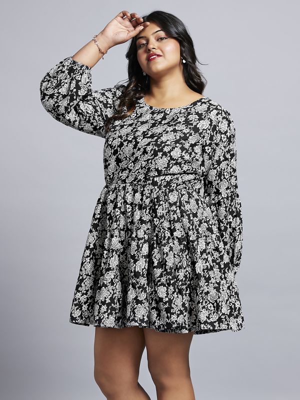 Globus Gloplus Women Maroon Floral Printed Bishop Sleeves Fit & Flare Tiered Mini Plus Size Workwear Dress