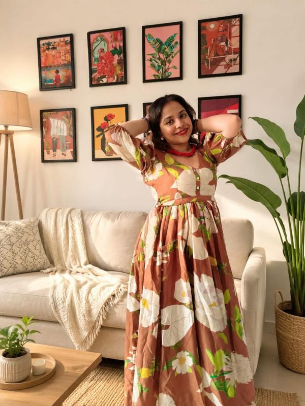Globus Women Rust Floral Print V-Neck Puff Sleeves Belted Fit & Flare Maxi Dress