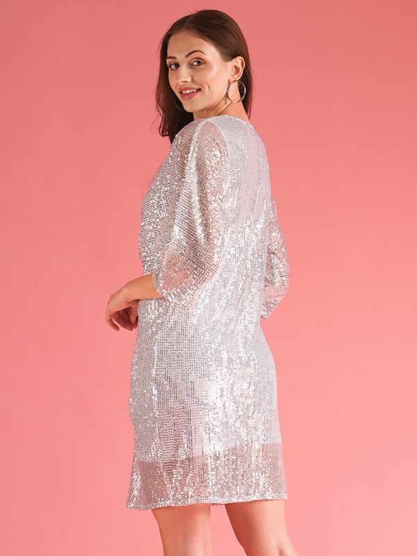Globus Women Silver V-Neck Extended Sleeves Twisted Detail Sequinned Mini Sheath Party Dress
