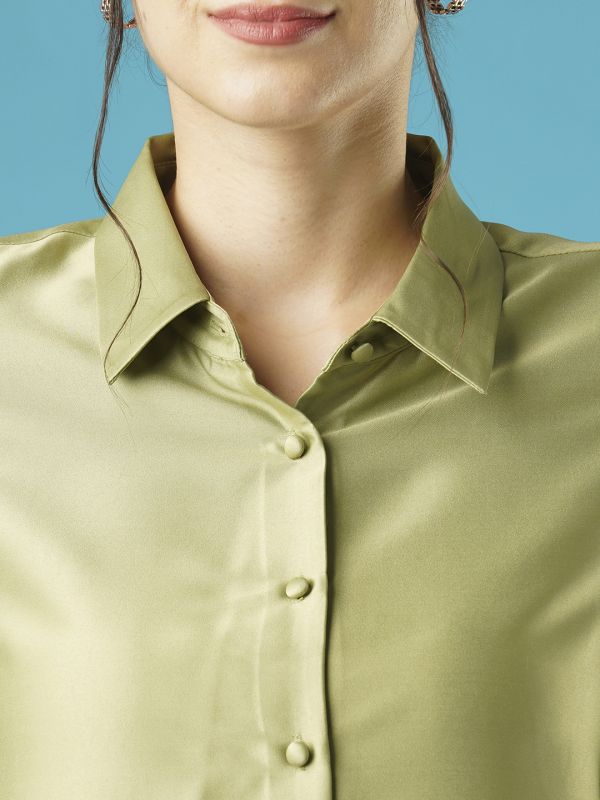 Globus Women Green Cuffed Sleeves Solid Satin Party Shirt