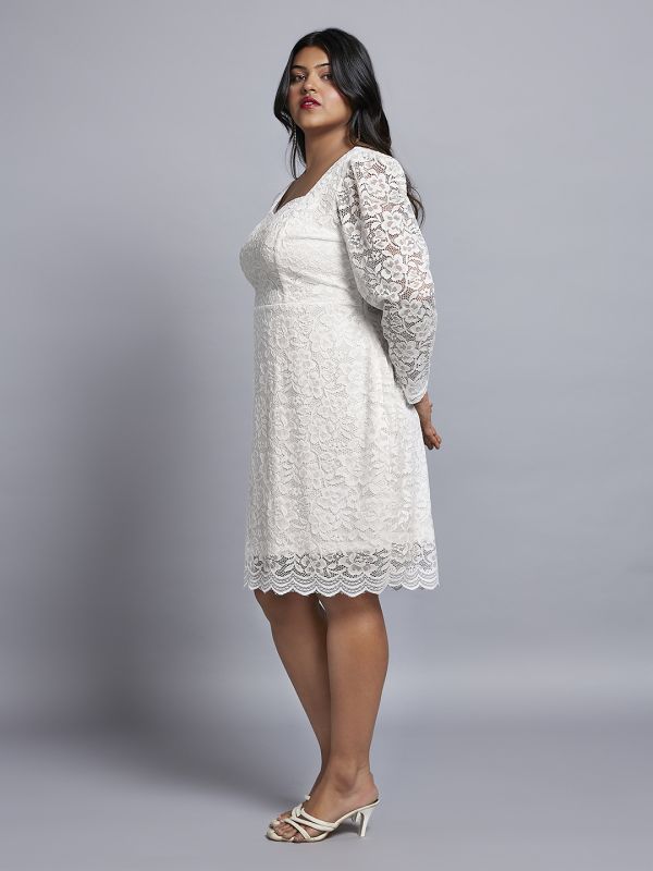 Globus Gloplus Women White Sweetheart Neck Long Sleeves Floral Lace Scalloped Hem Plus Size Sheath Party Dress