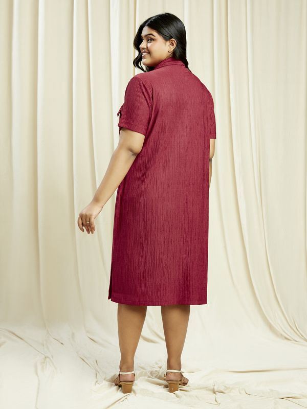 Globus Gloplus Women Maroon Shirt Collar Self Design Pocket Detail Side Slits Plus Size Midi Sheath Dress