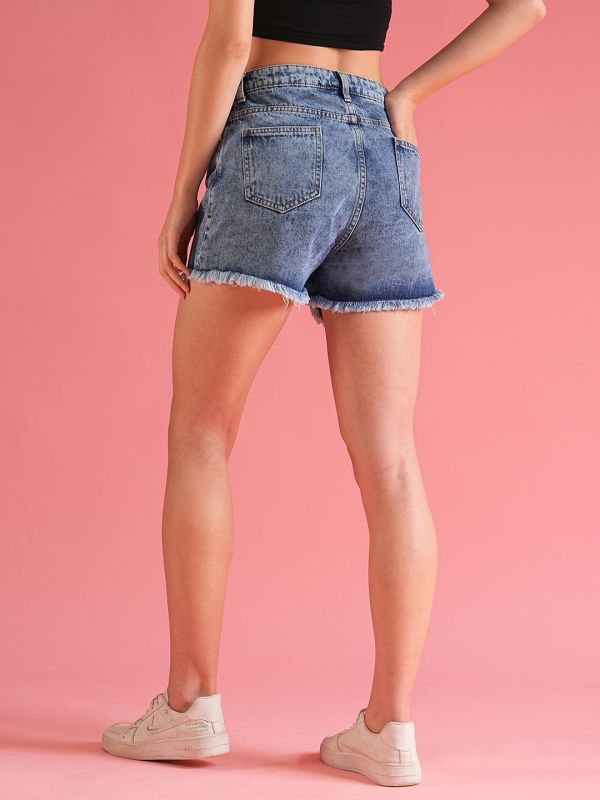 Globus Women Med Blue Slim Fit Mid-Rise Frayed Hem Denim Shorts