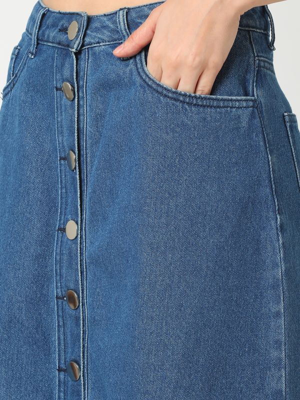 Globus Women Med Blue Washed Denim Front Slit A-Line Midi Skirt