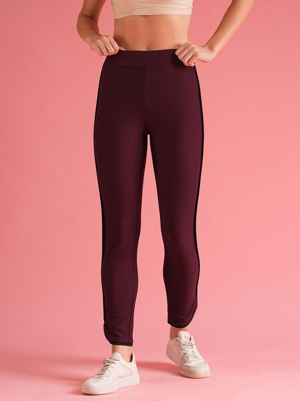 Globus Women Black Skinny Fit High-Rise Sports Treggings