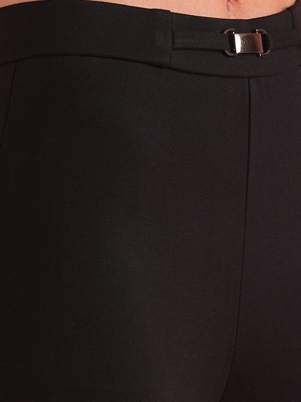 Globus Women Black Skinny Fit High-Rise Capris