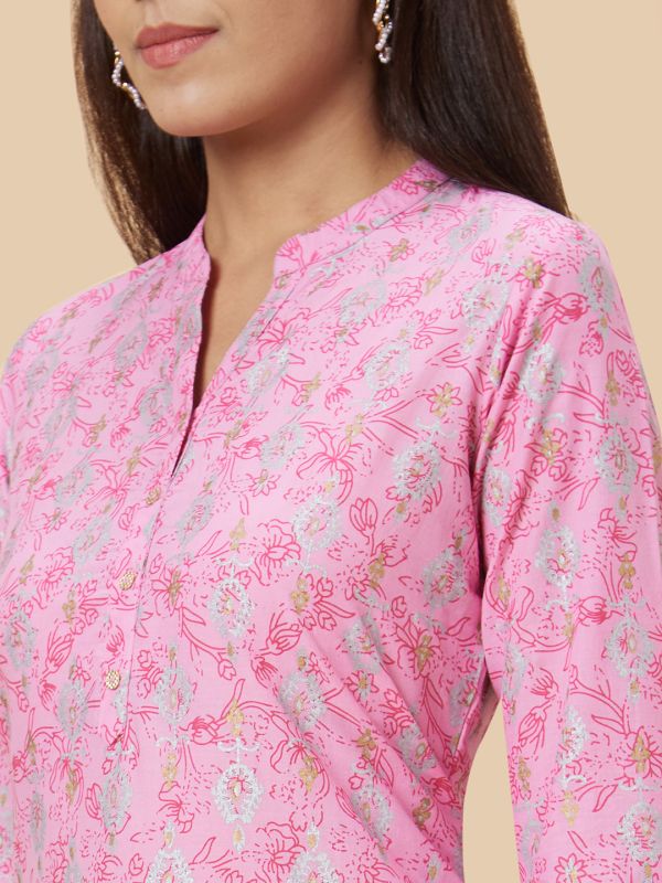 Globus Women Pink Printed Straight Kurta