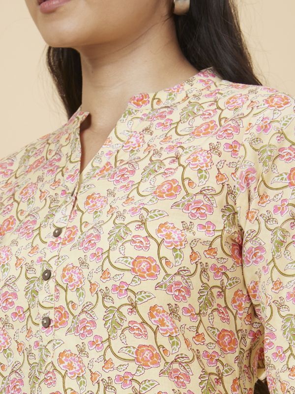 Globus Women Yellow Printed Straight Kurta