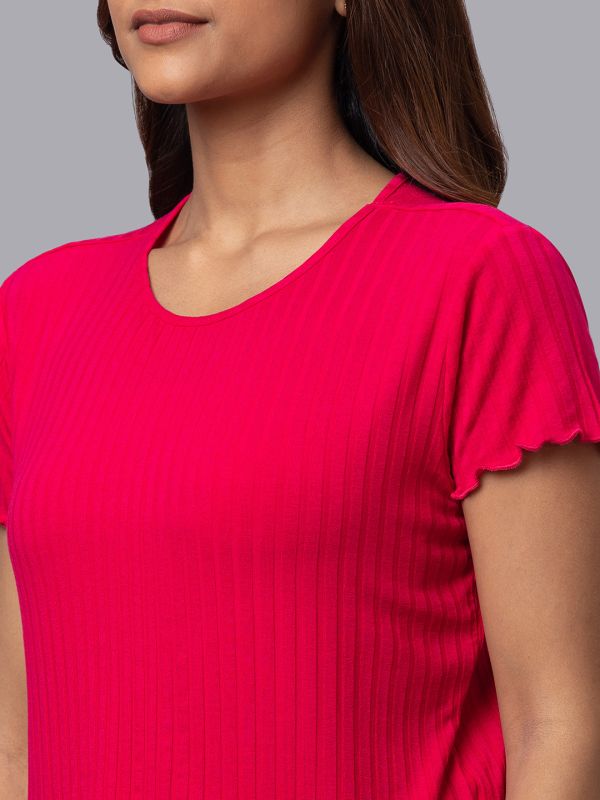 Globus Women Red Solid Round Neck Casual Regular Fit Crop Tshirt