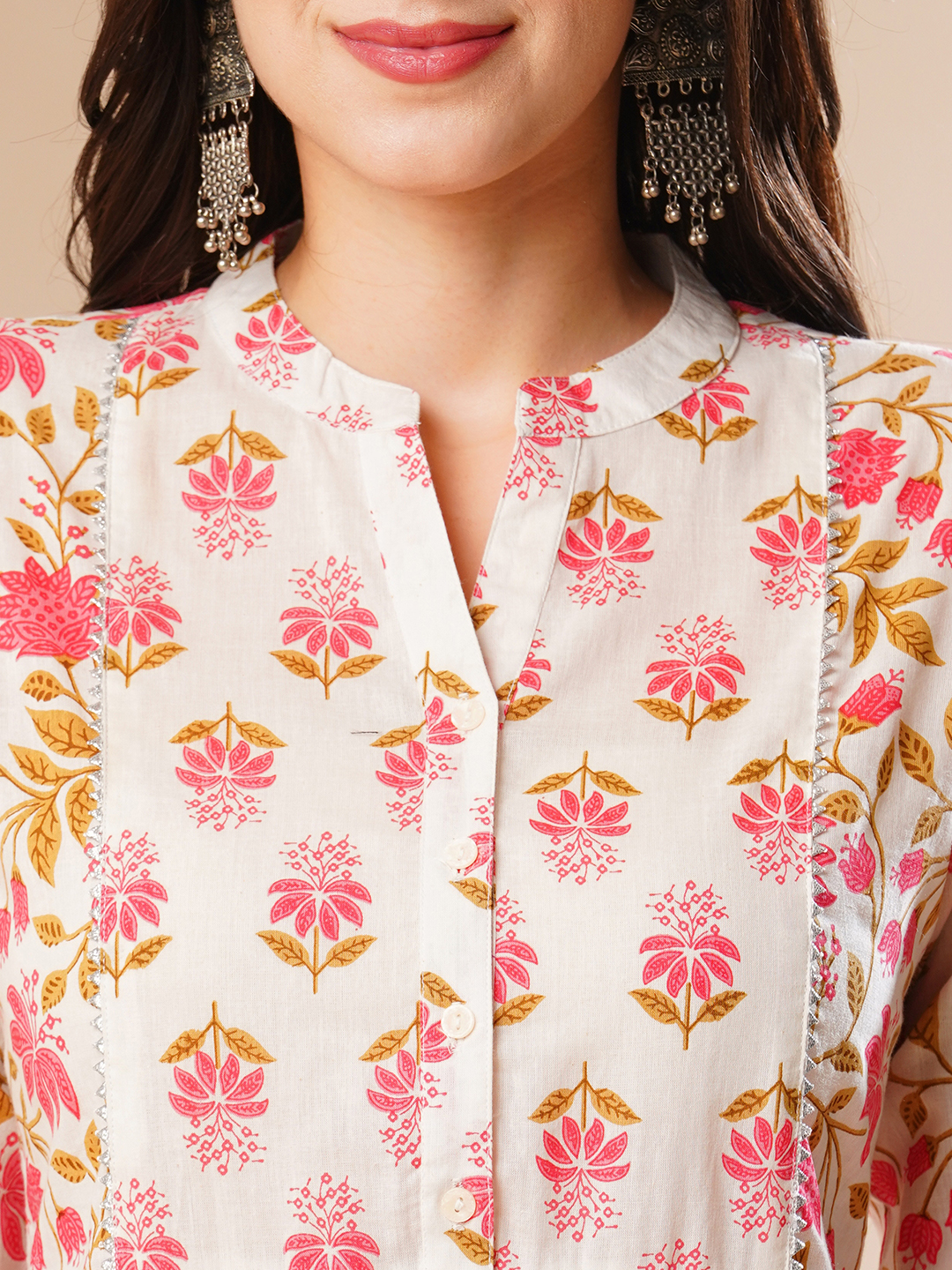 Globus Women Off-White Floral Print Mandrain Collar A-line Kurta & Trouser Set