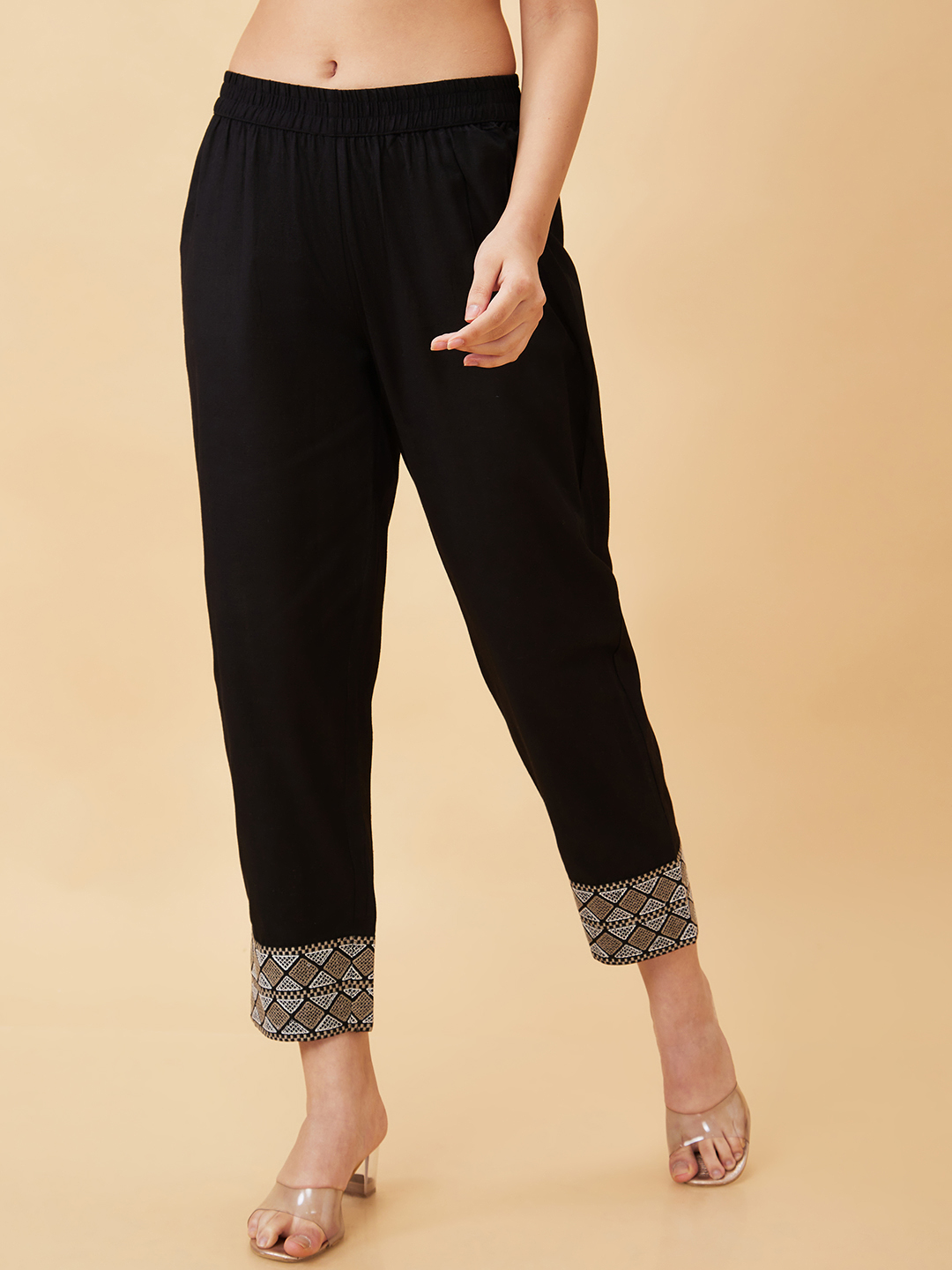 Globus Women Black Solid Regular Fit Slip-On Trouser with Embroidered Hem