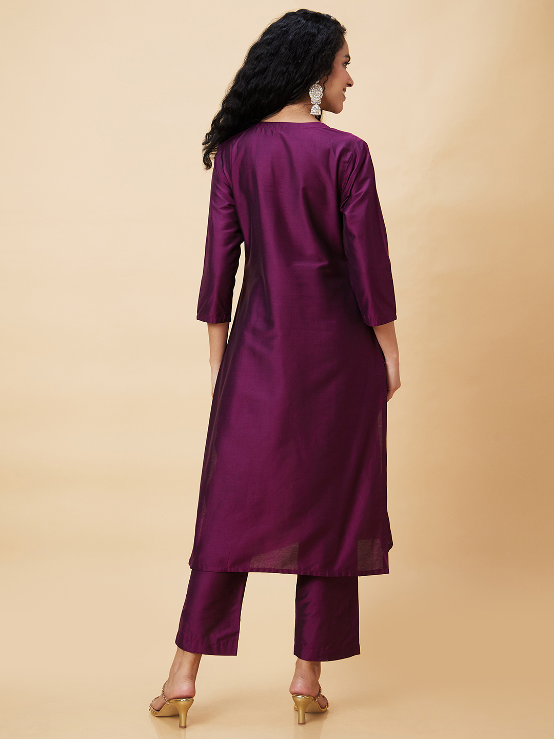 Globus Women Purple Embroidered Ethnic Motifs Festive Straight Kurta With Trousers