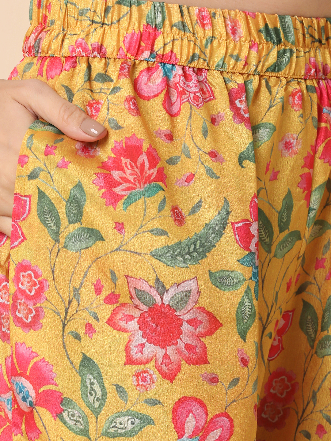 Globus Women Mustard Lace Highlighted Yoke & Allover Printed Kaftan Kurta With Straight Pants