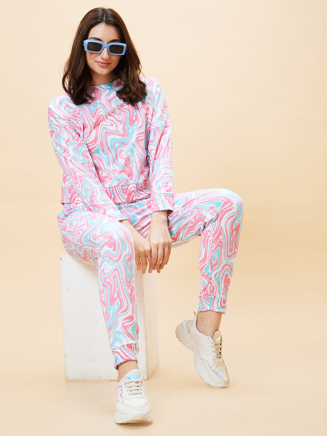 Globus Women Multicolour Marble Print Co-Ord Set with Sweatshirt And Joggers
