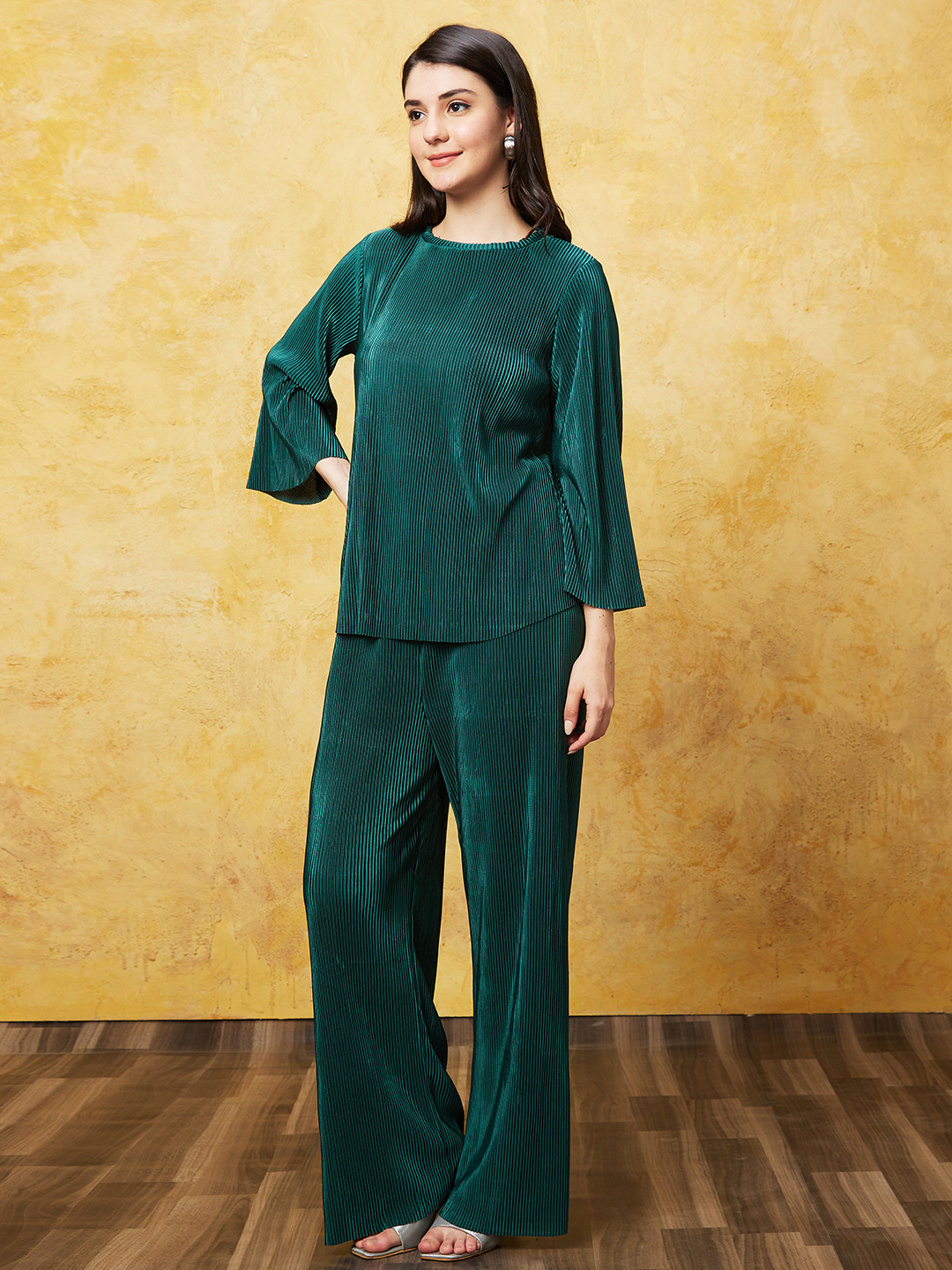 Globus Women Green Solid Casual Coords Set Palazzo