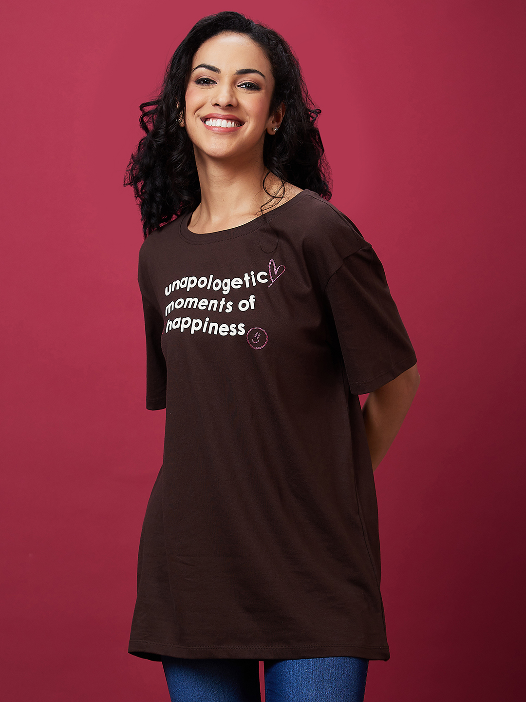 Globus Women Brown Typography Print Drop Shoulder Oversized Tshirt
