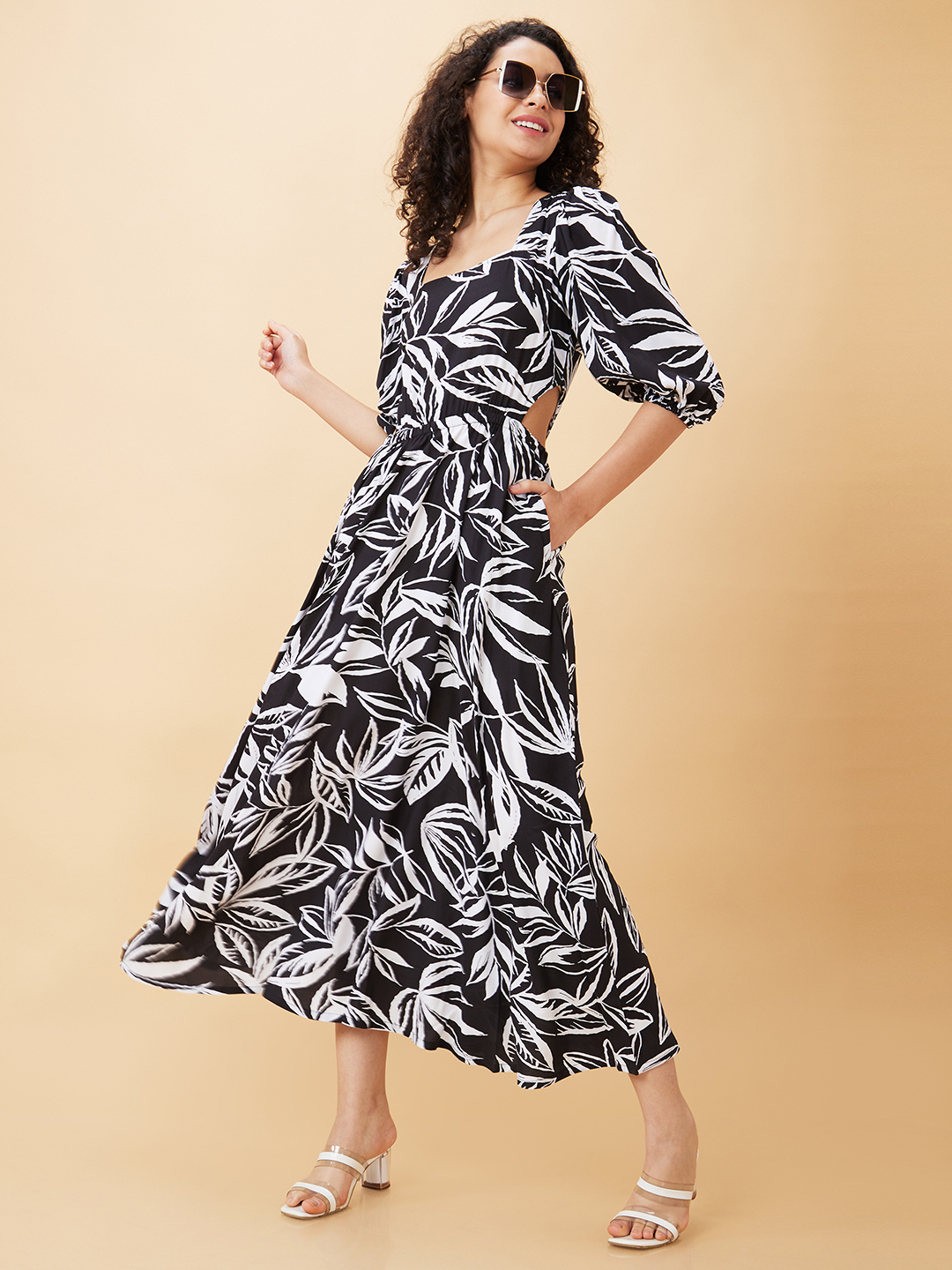 Globus Women Black Floral Printed Puff Sleeve Cut Outs Maxi Dress