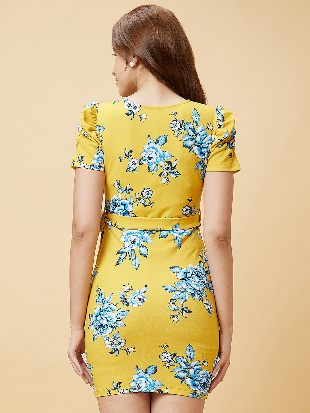 Globus Women Yellow Floral Print Puff Sleeves Round Neck Bodycon Mini Dress