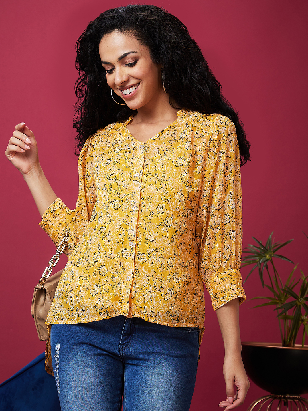 Globus Women Yellow Floral Print V-Neck Cuffed Sleeves Ruffle Top