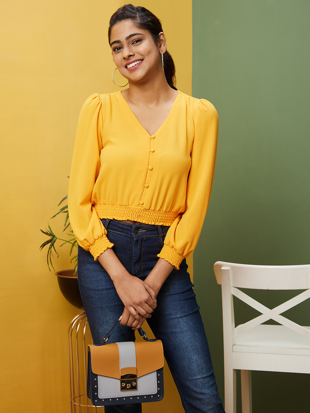 Globus Women Yellow Solid Casual V-Neck Top